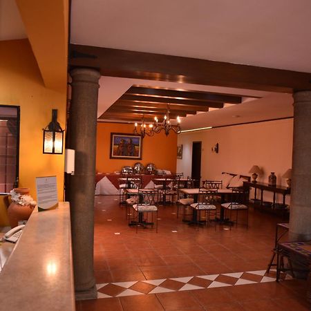 Hotel Villa Terra Сан Салвадор Екстериор снимка